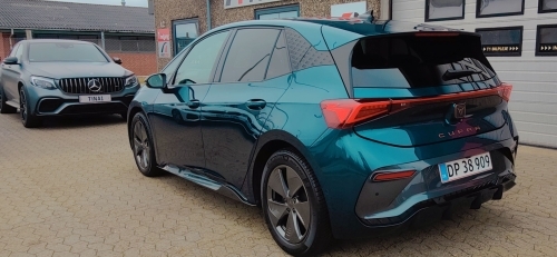 Keramisk coating af elbil med ekstra lakbeskyttelse