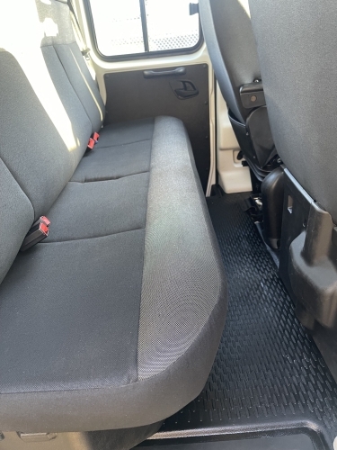 Bilpleje og rengøring – efter indvendig rens med ren kabine i varebil